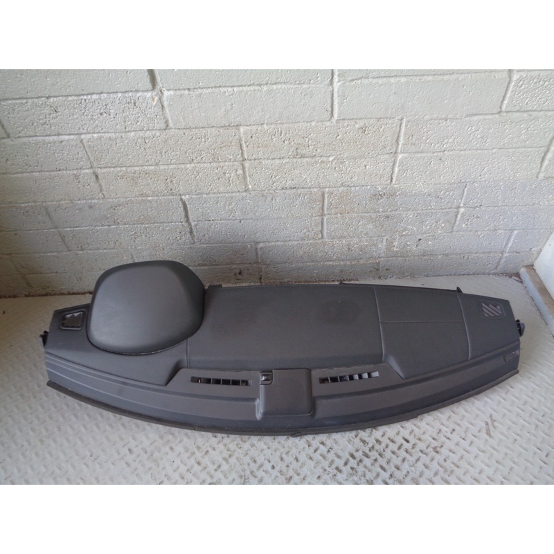 Discovery 4 Dashboard Black Land Rover for Sat Nav 2009 to 2016 K18035