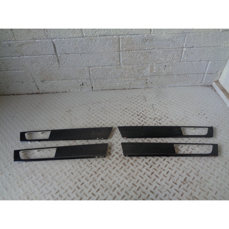 Discovery 4 Trim Kit Interior Doors Panels Piano Black Land Rover L24025