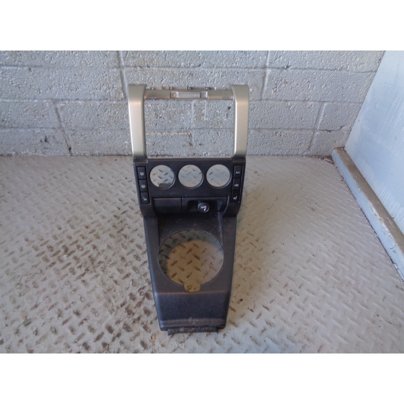 Freelander 1 Centre Console Surround Facelift Land Rover 2004 to 2006 R17035