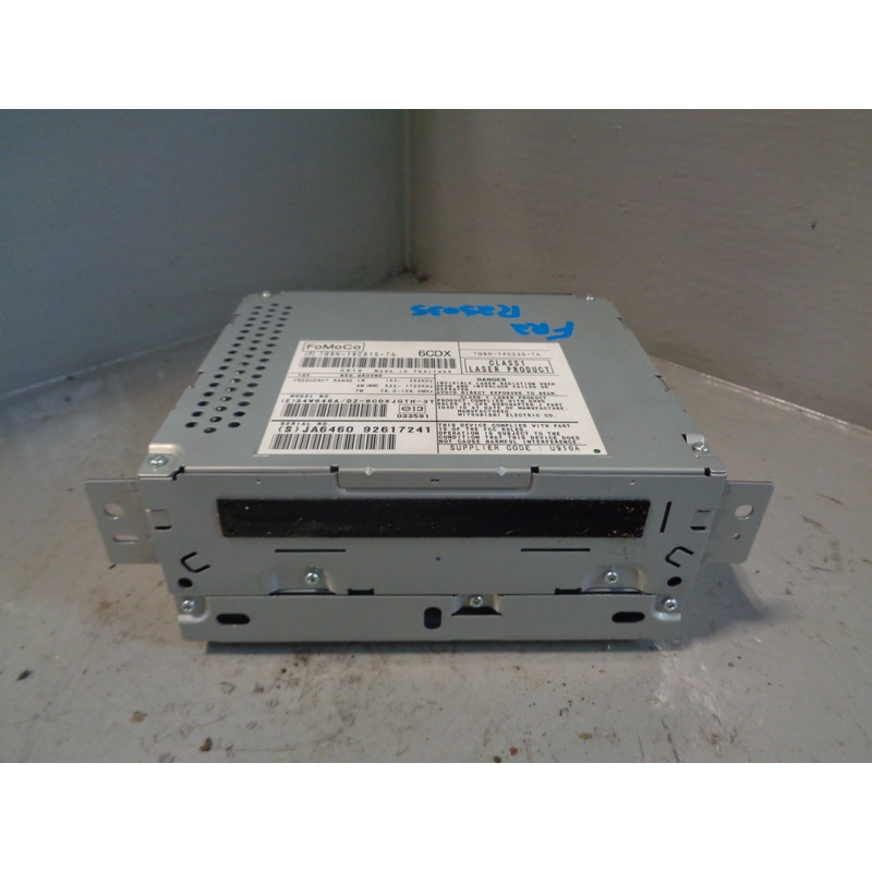 Freelander 2 CD Player 6 Disc 7G9N-18C815-TA Land Rover 2006 to 2011