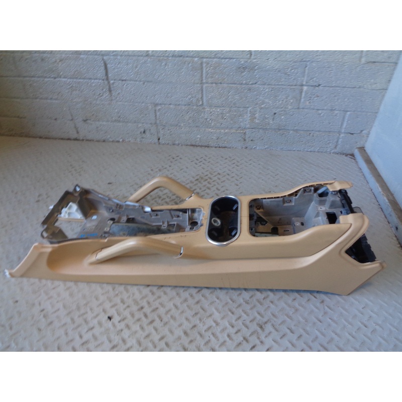 Porsche Cayenne 958.1 92A Centre Console Assembly Beige Cup Holders 2011 to 2014