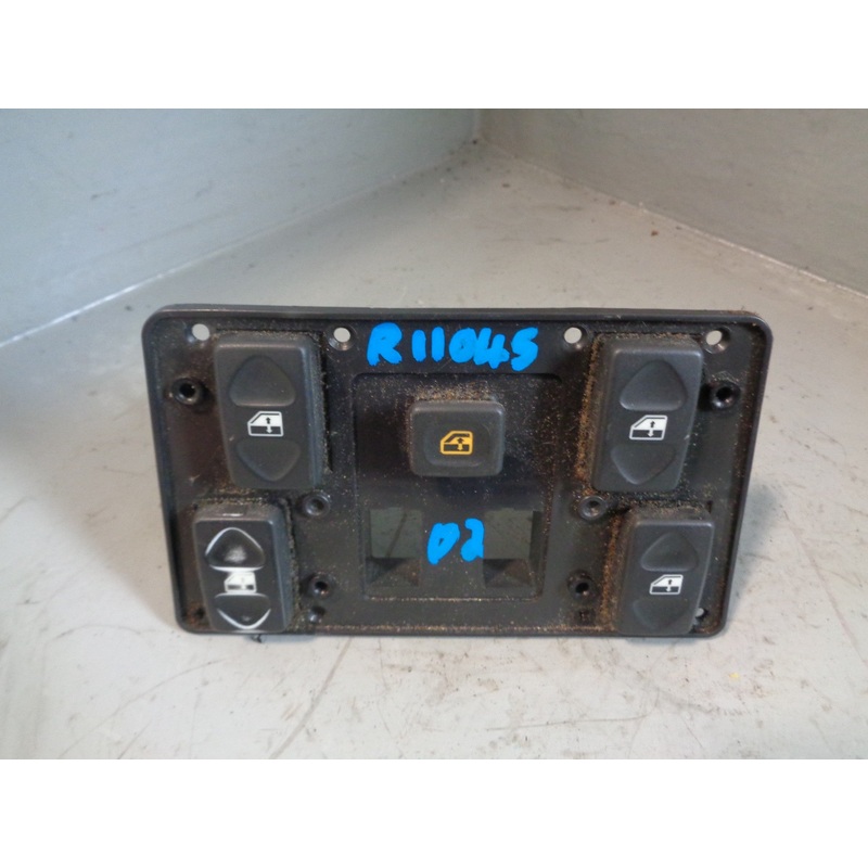Discovery 2 Electric Window Switch Pack Grey Land Rover 1998 to 2004 R11045