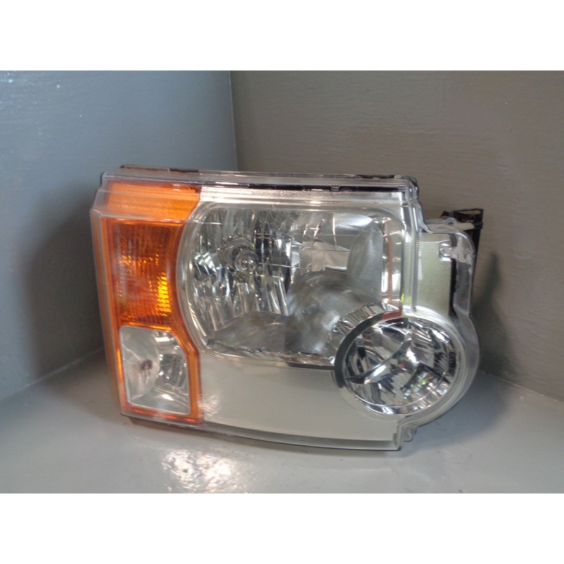 Discovery 3 Headlight Off Side Halogen XBC500262 Land Rover 2004 to 2009