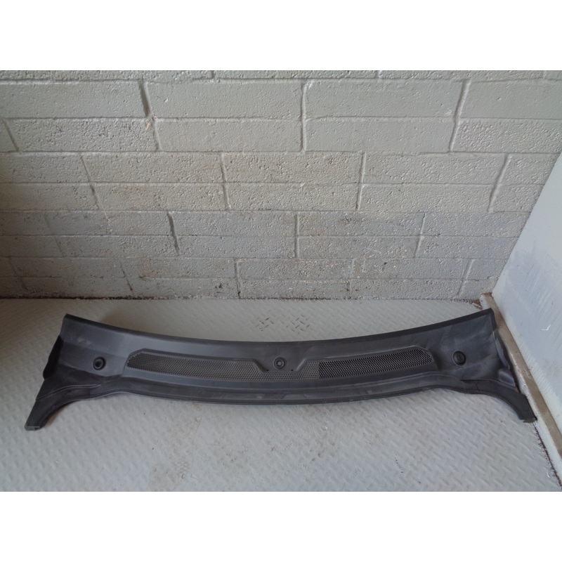 Discovery 4 Scuttle Panel JAG500012 Windscreen Trim Land Rover 2009 to 2016