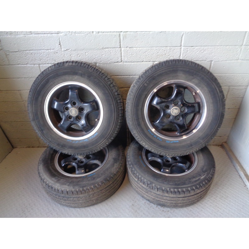 Discovery 2 Alloy Wheels with Tyres Set of 4x 235/70R16 Land Rover R11045