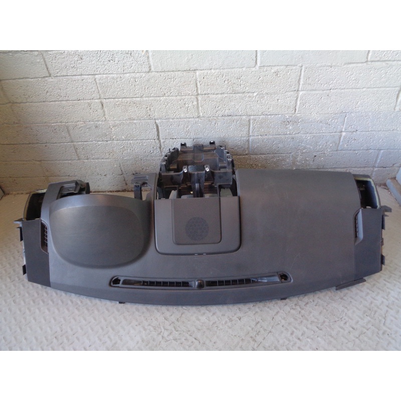 Freelander 2 Dashboard Airbag Black Sat Nav Land Rover 2006 to 2011 R06055 XXX