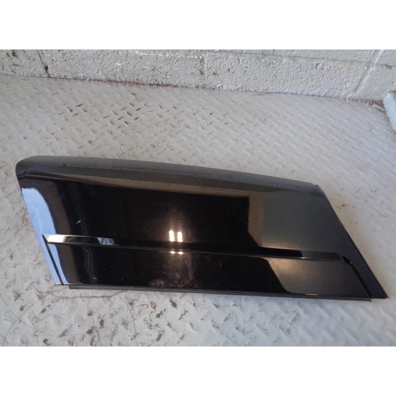 Range Rover D Pillar Trim Cover L322 Off Side Rear Gloss Black 2009 to 2013