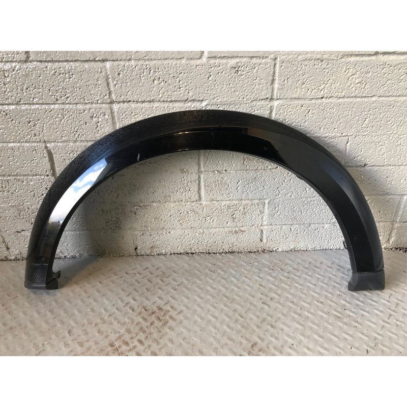 Discovery 4 Wheel Arch Trim Front Near Side Santorini Black Land Rover K19085