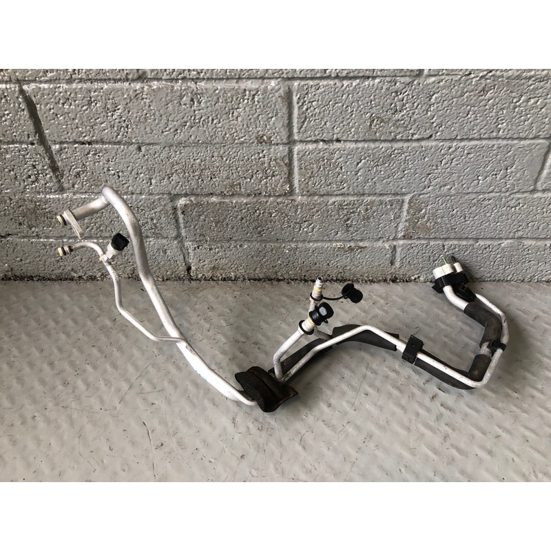 Range Rover Evoque Air Con Pipes BJ32-19A834-AB 2.2 SD4 L538 2011 to 2015