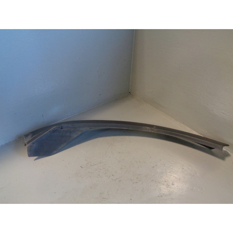 Range Rover Sport Wheel Arch Trim Near Side Rear 5H32-11281-BB 2009 to 2013