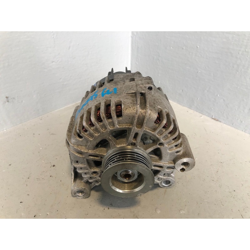 Freelander 1 Alternator TD4 2.0 2 Pin Aftermarket Land Rover 2001 to 2006 R10095