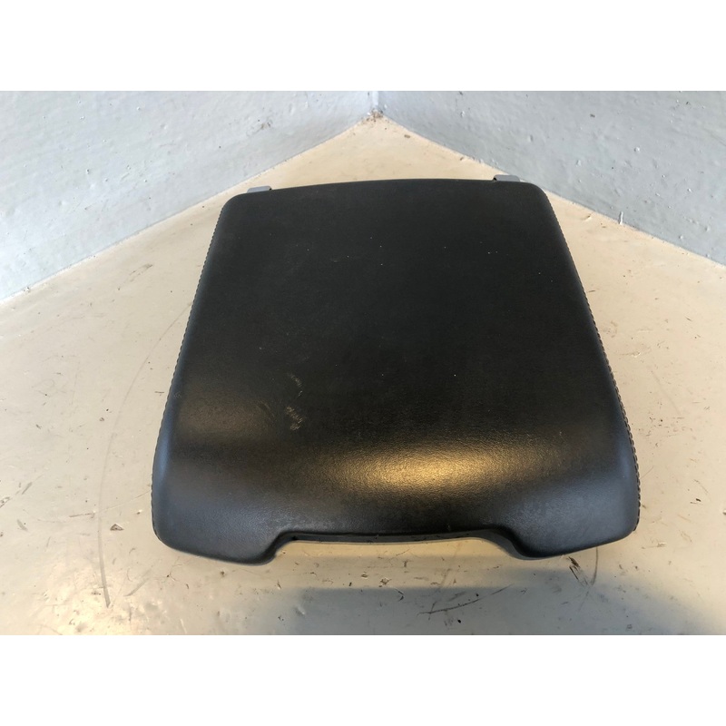 Range Rover L322 Centre Console Front Arm Rest Lid Black 2006 to 2012 R09033