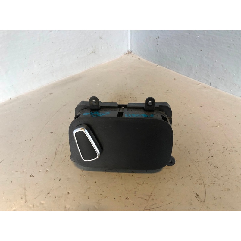 Range Rover L405 Seat Adjustment Switch Passenger Rear Right CPLA-14B566-SA
